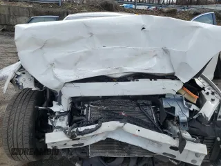 2019 Jaguar XJ with VIN SAJWJ1CD5K8W19663, listed as a Copart auction lot 51071665 with 28,468 mi miles and Salvage Title. Bid and sale history available at carsss.com. Image 13.