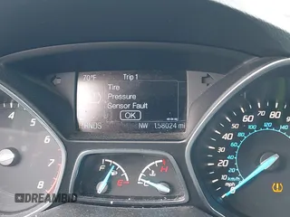 2013 Ford Escape SEL с VIN 1FMCU9H97DUC06371, выставлен на аукционе IAAI как лот 42255108 с пробегом 158 024 миль миль и . История ставок и продаж доступна на DreamBid. Изображение 7.