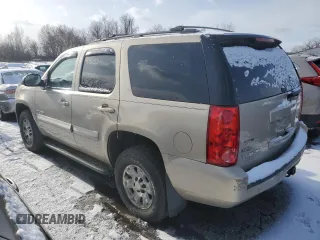 2008 GMC Yukon SLE w/3SB with VIN 1GKFK13088J152981, listed as a Copart auction lot 85418684 with 151,122 mi miles and Salvage Title. Bid and sale history available at carsss.com. Image 2.