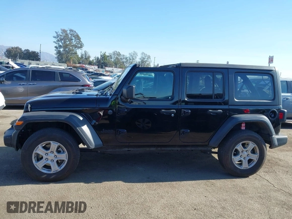 2022 Jeep Wrangler Unlimited Sport S with VIN 1C4HJXDN8NW263081, listed as a IAAI auction lot 41113466 with 34,238 mi miles. Bid and sale history available at carsss.com. Image 15.