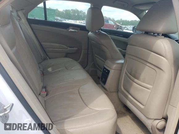 2014 Chrysler 300 z VIN 2C3CCAAG4EH186221, wystawiony jako Copart lot #54494295 z przebiegiem 119 465 mil mil oraz Szkody całkowita. Historia ofert i sprzedaży dostępna na DreamBid. Obrazek 10.