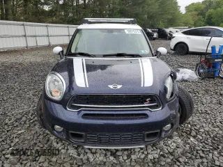 2015 MINI Countryman S z VIN WMWZC5C59FWP43388, wystawiony jako Copart lot #56876375 z przebiegiem 58 952 mil mil oraz Szkody całkowita. Historia ofert i sprzedaży dostępna na DreamBid. Obrazek 5.