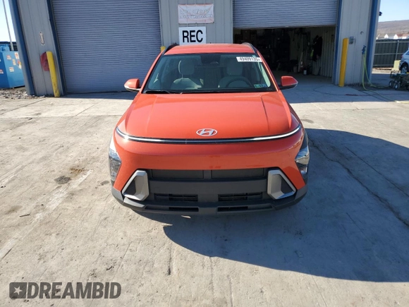 2024 Hyundai Kona SEL with VIN KM8HCCABXRU083319, listed as a Copart auction lot 49409135 with 14,085 mi miles and Salvage Title. Bid and sale history available at carsss.com. Image 5.