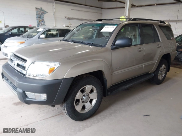 2005 Toyota 4Runner SR5 with VIN JTEBU14R458037441, listed as a IAAI auction lot 42043411 with 238,317 mi miles. Bid and sale history available at carsss.com. Image 2.