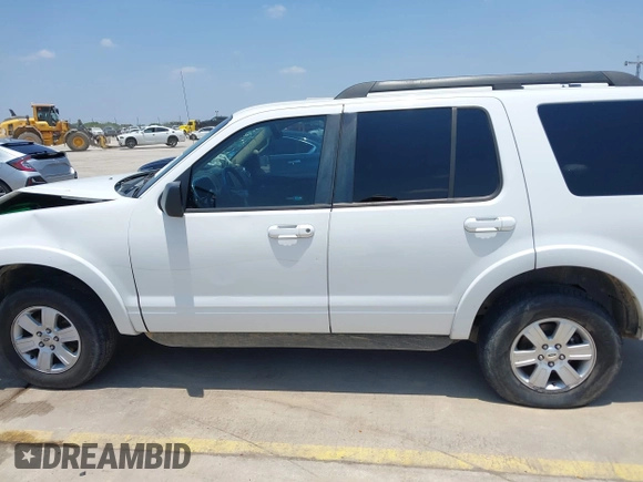 2010 Ford Explorer XLT with VIN 1FMEU6DE9AUA00779, listed as a IAAI auction lot 42341409 with 146,967 mi miles and . Bid and sale history available at DreamBid. Image 14.