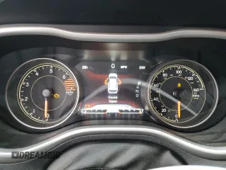 2017 Jeep Cherokee Trailhawk L Plus z VIN 1C4PJMBB6HW519113, wystawiony jako Copart lot #88548615 z przebiegiem 80 881 mil mil oraz Szkoda całkowita • Salvage title. Historia ofert i sprzedaży dostępna na DreamBid. Obrazek 9.