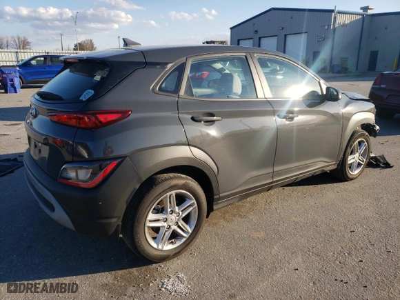 2023 Hyundai Kona SE with VIN KM8K22AB7PU009520, listed as a Copart auction lot 83563934 with 28,561 mi miles and Salvage Title. Bid and sale history available at carsss.com. Image 3.
