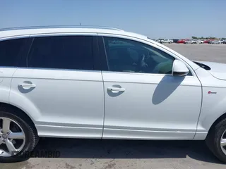 2015 Audi Q7 S line Prestige with VIN WA1DGAFE5FD028605, listed as a IAAI auction lot 42313627 with 143,287 mi miles and . Bid and sale history available at DreamBid. Image 14.