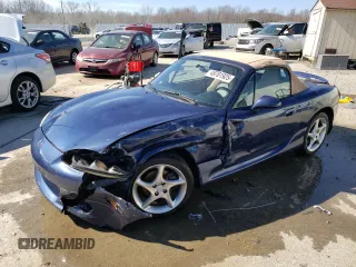 2002 Mazda MX-5 Miata Cloth z VIN JM1NB353820222664, wystawiony jako Copart lot #49701925 z przebiegiem 95 873 mil mil oraz Szkoda całkowita • Salvage title. Historia ofert i sprzedaży dostępna na DreamBid. Obrazek 1.