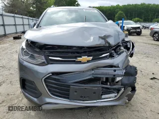 2020 Chevrolet Trax LT with VIN 3GNCJPSB4LL276150, listed as a Copart auction lot 60269245 with 73,689 mi miles and Salvage title. Bid and sale history available at DreamBid. Image 5.