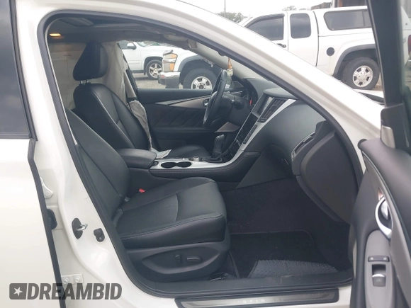 2022 Infiniti Q50 Luxe with VIN JN1EV7BR4NM342579, listed as a IAAI auction lot 42503631 with 13,633 mi miles and . Bid and sale history available at DreamBid. Image 5.