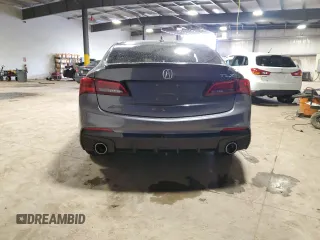 2019 Acura TLX w/A-Spec Pkg z VIN 19UUB2F60KA005006, wystawiony jako Copart lot #50305185 z przebiegiem Nie podano mil oraz Szkoda całkowita • Salvage title. Historia ofert i sprzedaży dostępna na DreamBid. Obrazek 6.