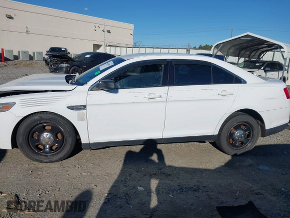 2014 Ford Police Interceptor с VIN 1FAHP2L8XEG155042, выставлен на аукционе IAAI как лот 41334874 с пробегом 131 250 миль миль и . История ставок и продаж доступна на DreamBid. Изображение 14.
