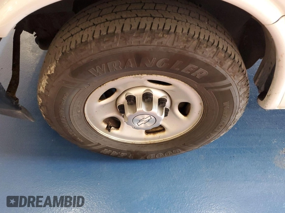 2017 Chevrolet Express Cargo с VIN 1GCWGAFF0H1275199, выставлен на аукционе IAAI как лот 42621702 с пробегом 171 974 миль миль и . История ставок и продаж доступна на DreamBid. Изображение 18.