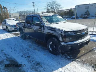 2005 Chevrolet Colorado 1SC LS Z85 with VIN 1GCCS136058255172, listed as a IAAI auction lot 41393249 with 285,982 mi miles. Bid and sale history available at carsss.com. Image 1.