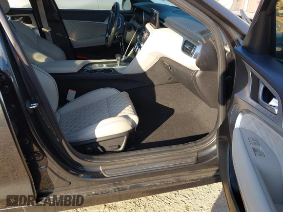 2022 Genesis G70 3.3T z VIN KMTG54TE7NU088285, wystawiony jako IAAI lot #41212753 z przebiegiem 30 024 mil mil oraz . Historia ofert i sprzedaży dostępna na DreamBid. Obrazek 5.