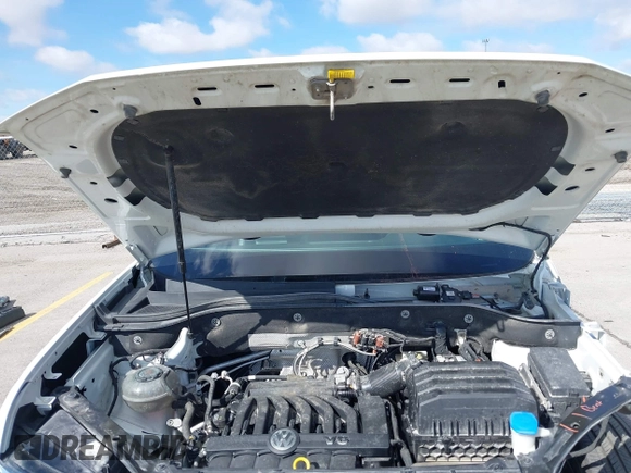2019 Volkswagen Atlas SEL with VIN 1V2MR2CA2KC597854, listed as a IAAI auction lot 41924853 with 96,847 mi miles and . Bid and sale history available at DreamBid. Image 10.