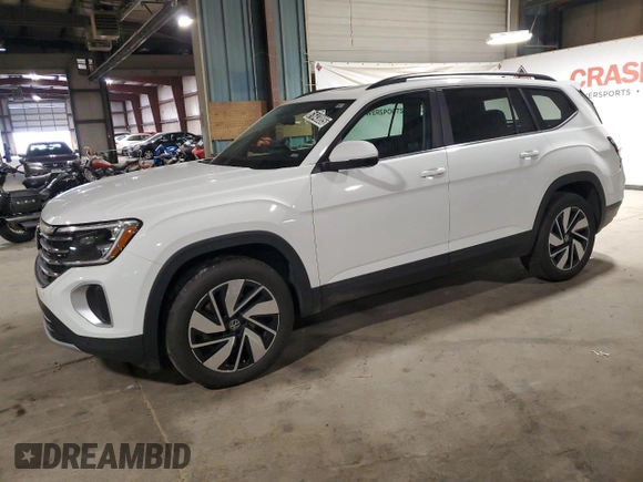 2024 Volkswagen Atlas SE with VIN 1V2KR2CA6RC563921, listed as a Copart auction lot 61643005 with 38,257 mi miles and Non repairable. Bid and sale history available at DreamBid. Image 1.