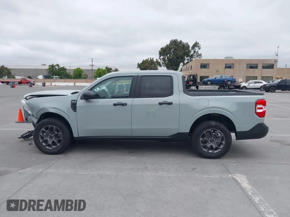 2024 Ford Maverick XLT z VIN 3FTTW8H38RRB54638, wystawiony jako IAAI lot #42361448 z przebiegiem 9 828 mil mil oraz . Historia ofert i sprzedaży dostępna na DreamBid. Obrazek 15.