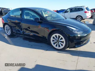2023 Tesla Model 3 z VIN 5YJ3E1EA4PF552103, wystawiony jako IAAI lot #40782218 z przebiegiem 20 997 mil mil oraz . Historia ofert i sprzedaży dostępna na DreamBid. Obrazek 1.