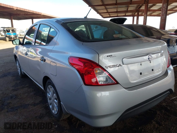 2016 Nissan Versa SV with VIN 3N1CN7AP1GL839352, listed as a IAAI auction lot 41448173 with 77,729 mi miles. Bid and sale history available at carsss.com. Image 3.