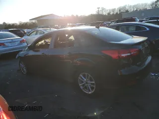 2018 Ford Focus SE with VIN 1FADP3FE5JL298004, listed as a Copart auction lot 89244705 with 0 mi miles and Salvage Title. Bid and sale history available at carsss.com. Image 3.