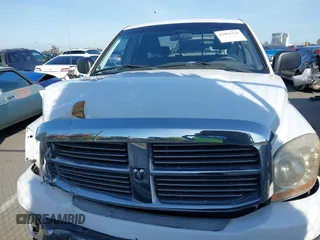 2006 Dodge 1500 SLT z VIN 1D7HA18N76S549283, wystawiony jako IAAI lot #41851331 z przebiegiem 139 047 mil mil oraz . Historia ofert i sprzedaży dostępna na DreamBid. Obrazek 13.