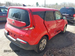 2020 Kia Soul X-Line with VIN KNDJ23AU5L7722321, listed as a IAAI auction lot 41877648 with 20,124 mi miles. Bid and sale history available at carsss.com. Image 4.
