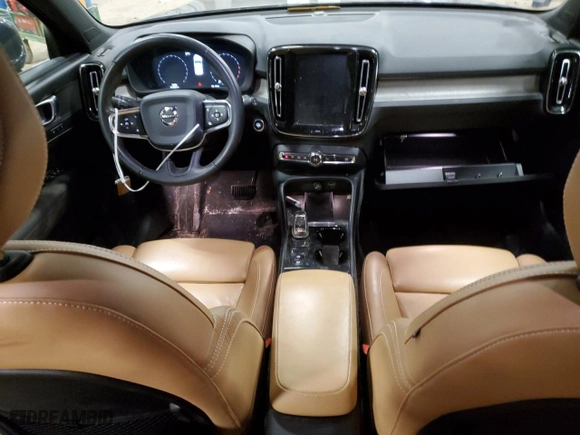 2019 Volvo XC40 Inscription with VIN YV4162UL3K2107387, listed as a Copart auction lot 47950455 with 178,469 mi miles and Clean Title. Bid and sale history available at carsss.com. Image 8.