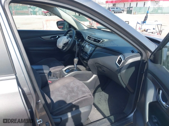 2015 Nissan Rogue SV with VIN KNMAT2MV1FP524545, listed as a IAAI auction lot 41848086 with 188,141 mi miles. Bid and sale history available at carsss.com. Image 5.