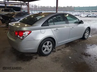 2016 Chevrolet Cruze Limited LT with VIN 1G1PE5SB2G7136524, listed as a IAAI auction lot 41963915 with 78,178 mi miles. Bid and sale history available at carsss.com. Image 4.