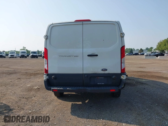 2016 Ford Transit z VIN 1FTYR2YM7GKB49371, wystawiony jako IAAI lot #42734901 z przebiegiem 439 908 mil mil oraz . Historia ofert i sprzedaży dostępna na DreamBid. Obrazek 16.