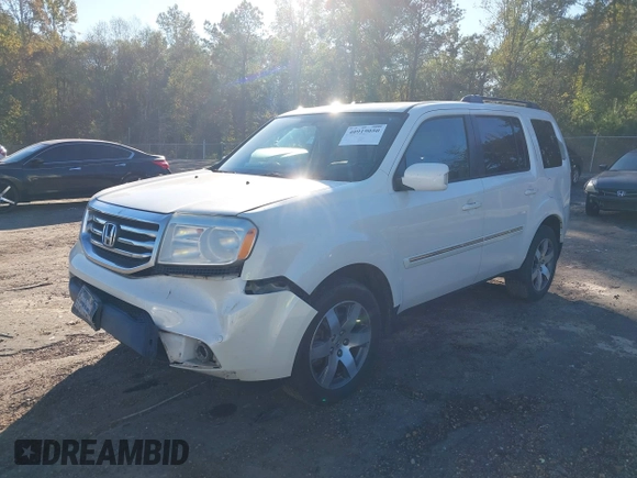 2013 Honda Pilot Touring with VIN 5FNYF4H95DB067812, listed as a IAAI auction lot 40919050 with 256,087 mi miles. Bid and sale history available at carsss.com. Image 17.