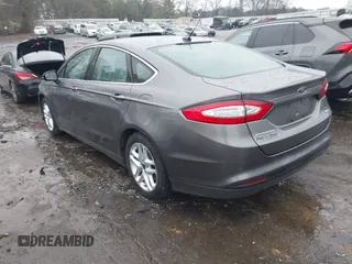 2013 Ford Fusion SE with VIN 3FA6P0HR3DR317713, listed as a IAAI auction lot 41825824 with 140,727 mi miles. Bid and sale history available at carsss.com. Image 3.