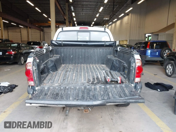 2007 Toyota Tacoma with VIN 5TELU42NX7Z435698, listed as a IAAI auction lot 42243332 with 207,618 mi miles and . Bid and sale history available at DreamBid. Image 17.