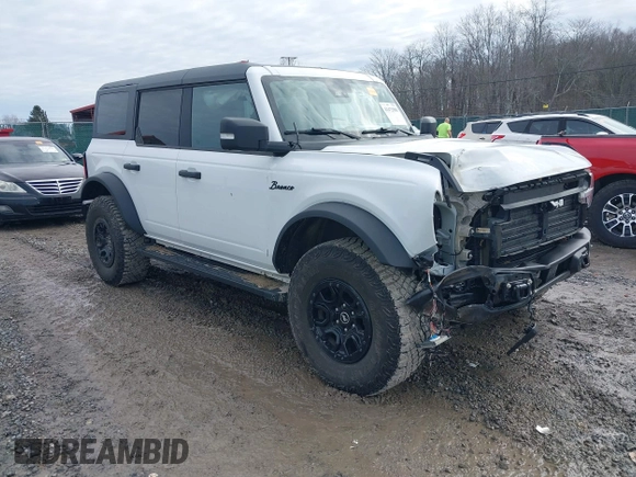 2022 Ford Bronco with VIN 1FMEE5DP5NLB79696, listed as a IAAI auction lot 41472980 with 42,227 mi miles. Bid and sale history available at carsss.com. Image 1.