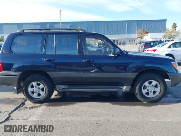 2000 Toyota Land Cruiser z VIN JT3HT05J3Y0098534, wystawiony jako IAAI lot #41054858 z przebiegiem 336 520 mil mil oraz . Historia ofert i sprzedaży dostępna na DreamBid. Obrazek 13.