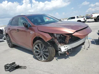 2024 Lexus RX with VIN 2T2BAMCA3RC057390, listed as a Copart auction lot 61477084 with 4,439 mi miles and Salvage Title. Bid and sale history available at carsss.com. Image 4.