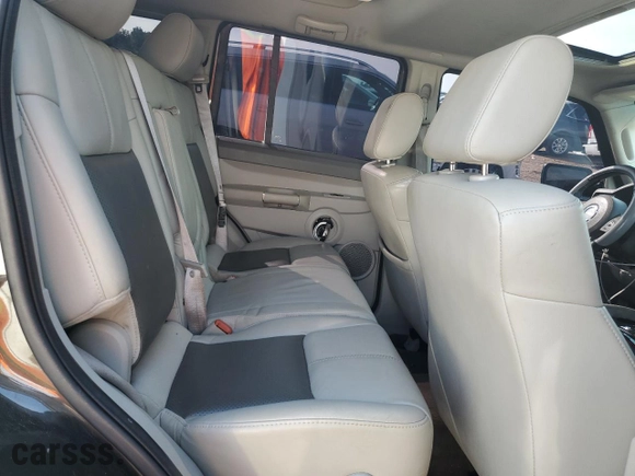 2006 Jeep Commander Limited with VIN 1J8HG58266C291301, listed as a Copart auction lot 84216204 with 186,447 mi miles and Salvage Title. Bid and sale history available at carsss.com. Image 11.
