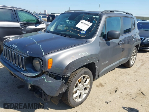 2018 Jeep Renegade Latitude with VIN ZACCJABB3JPH06633, listed as a IAAI auction lot 41590563 with 224,654 mi miles. Bid and sale history available at carsss.com. Image 2.