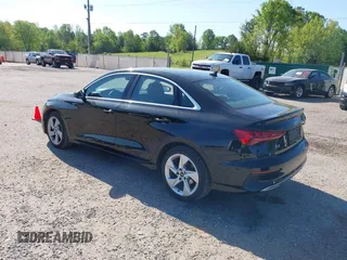 2023 Audi A3 Premium z VIN WAUAUDGY1PA070894, wystawiony jako IAAI lot #42045730 z przebiegiem 52 397 mil mil oraz . Historia ofert i sprzedaży dostępna na DreamBid. Obrazek 3.