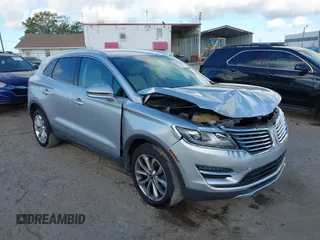 2016 Lincoln MKC Select with VIN 5LMCJ2D99GUJ05484, listed as a IAAI auction lot 41834395 with 74,582 mi miles and . Bid and sale history available at DreamBid. Image 1.