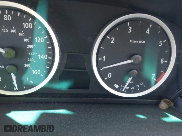 2005 BMW 5 Series 545i with VIN WBANB335X5B115402, listed as a IAAI auction lot 41679474 with Not Provided miles and . Bid and sale history available at carsss.com. Image 16.