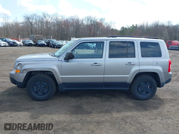 2016 Jeep Patriot Sport z VIN 1C4NJPBA4GD699525, wystawiony jako IAAI lot #41892313 z przebiegiem 57 309 mil mil oraz . Historia ofert i sprzedaży dostępna na DreamBid. Obrazek 14.