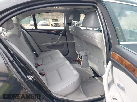 2008 BMW 5 Series 528xi with VIN WBANV13538CZ56228, listed as a IAAI auction lot 41842631 with 92,806 mi miles. Bid and sale history available at carsss.com. Image 8.