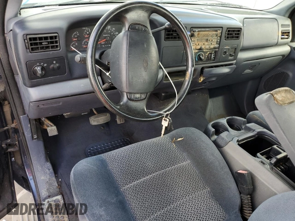 2001 Ford Super Duty F-250 XL with VIN 1FTNX20F51EB77679, listed as a Copart auction lot 73773254 with 90,026 mi miles and Non Repairable. Bid and sale history available at carsss.com. Image 8.