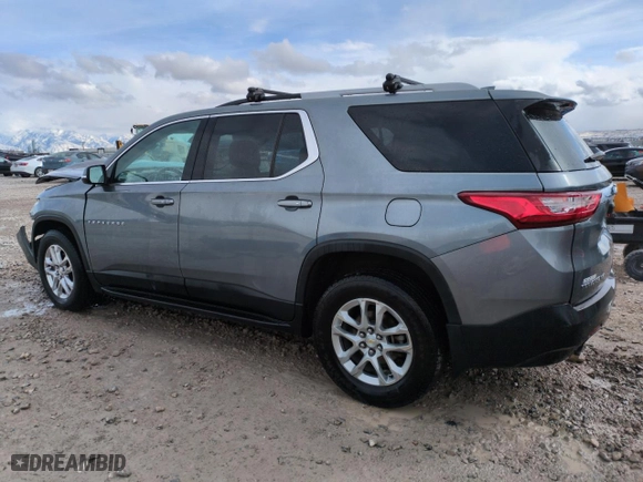 2018 Chevrolet Traverse LT Cloth with VIN 1GNEVGKWXJJ134986, listed as a Copart auction lot 49014745 with 86,961 mi miles and Salvage Title. Bid and sale history available at carsss.com. Image 2.