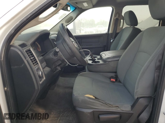 2015 Ram 2500 Tradesman with VIN 3C6UR5CL3FG558236, listed as a Copart auction lot 49084835 with 304,726 mi miles and Clean Title. Bid and sale history available at carsss.com. Image 7.