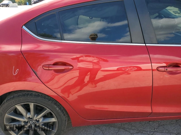 2018 Mazda 3 Touring with VIN 3MZBN1V37JM211629, listed as a Copart auction lot 76329334 with 137,349 mi miles and Salvage Title. Bid and sale history available at DreamBid. Image 10.