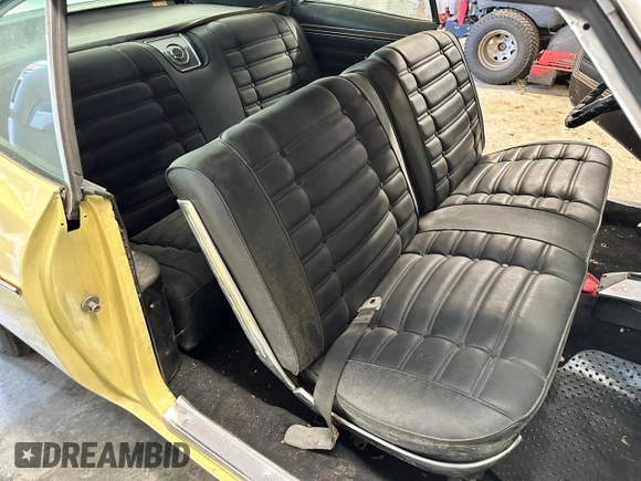 1966 Chevrolet Impala z VIN 164376Y158054, wystawiony jako Copart lot #86863514 z przebiegiem 32 332 mil mil oraz Czysty tytuł • Clean title. Historia ofert i sprzedaży dostępna na DreamBid. Obrazek 6.